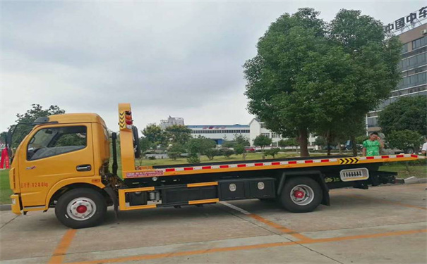 巴彦淖尔定远24小时拖车救援电话号码，定远道路救援公司怎么收费的